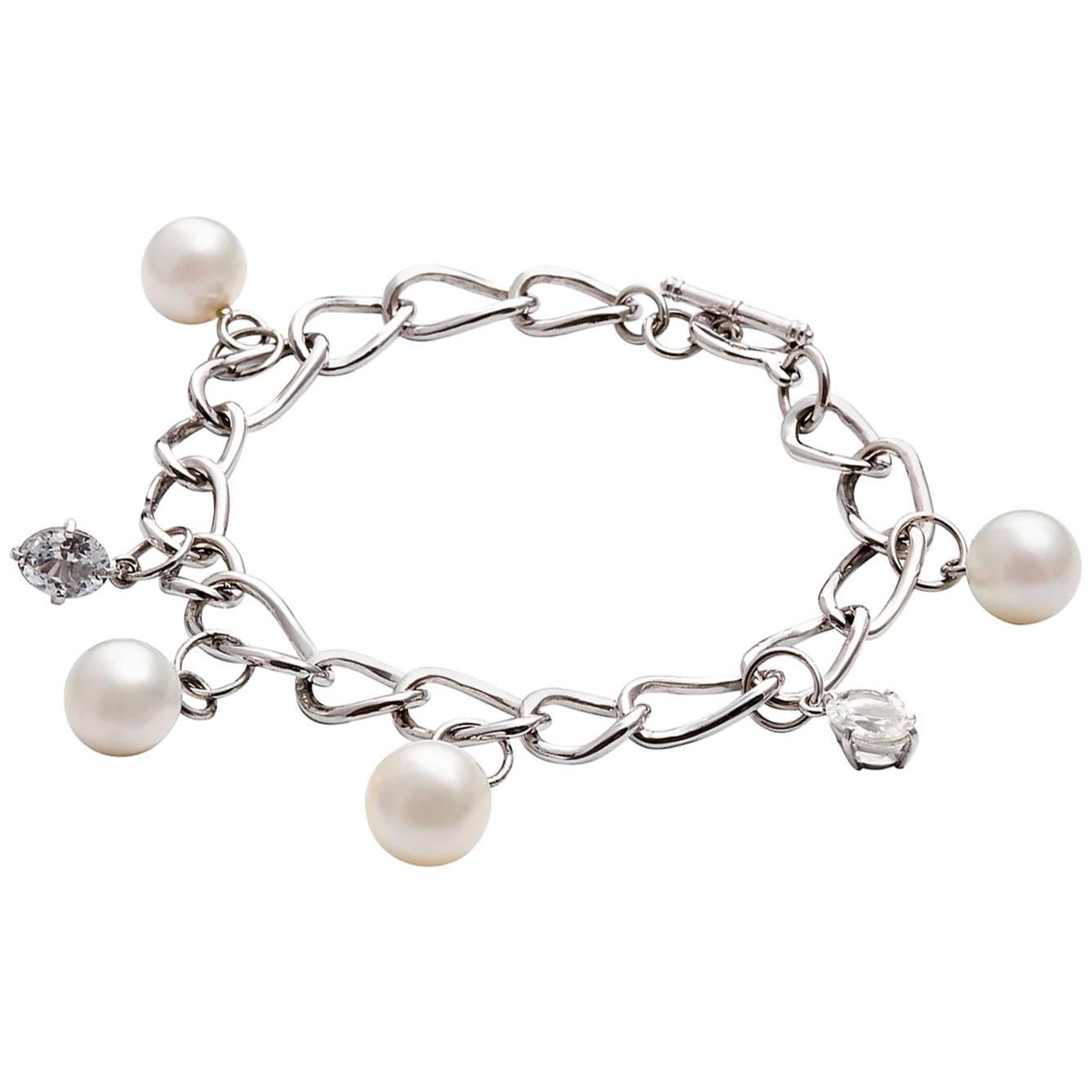 Kian Design 18 Carat White Gold Pearl and Oval Sapphire Bracelet