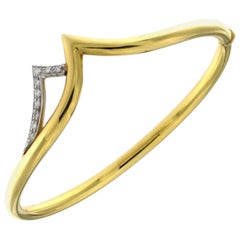Fan Collection Gelbgold Ovalförmiges starres Armband mit Diamanten