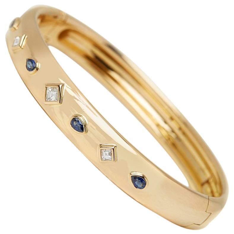Cartier 18 Karat Yellow Gold Sapphire & Diamond Must De Cartier Bracelet