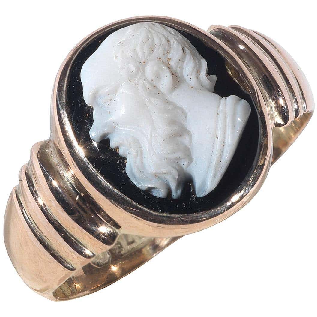 Late Neoclassical Gold Ring with a Black Agate Socrates Cameo For Sale ...