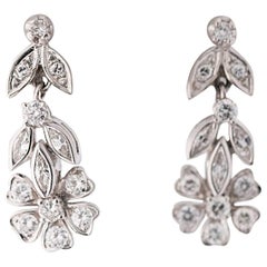 1940s 1 Carat Diamond and 14 Karat Gold Dangle Earrings