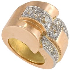 Gold- und Diamantschnalle-Ring 