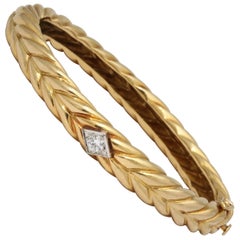 1970s Cartier Textured Ridged Gold Diamond Hinged Bangle Bracelet