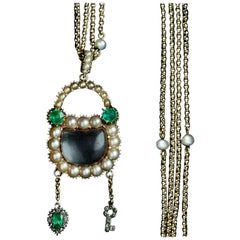 Horloge géorgienne en perles d'émeraude et diamants avec chaîne assortie