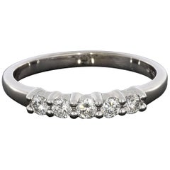 10 Karat White Gold 0.20 Carat Diamond Wedding Band