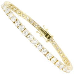 9 Carat Total Weight 45 Diamond Yellow Gold Tennis Bracelet