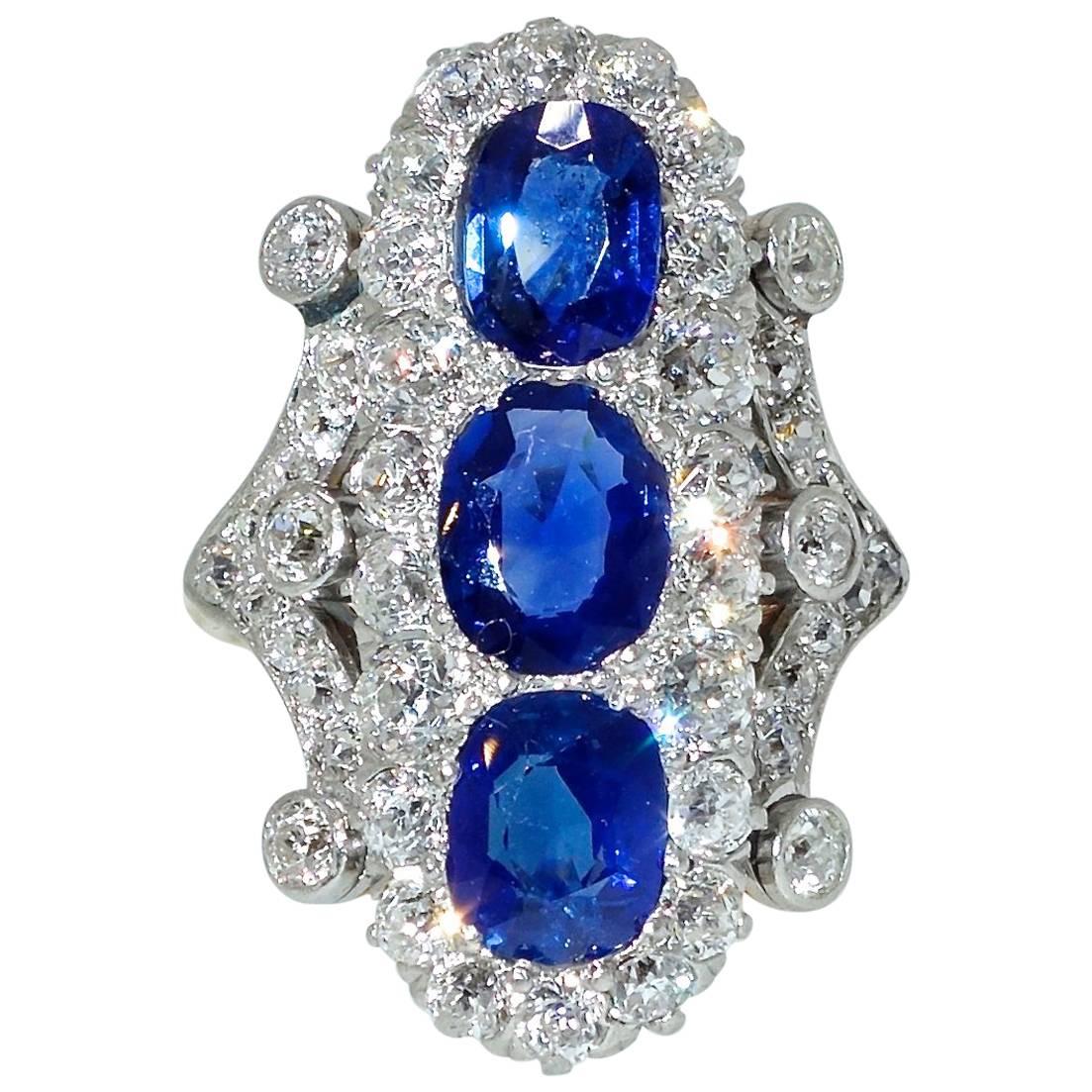 Antique Natural fine Sapphire and Diamond Ring