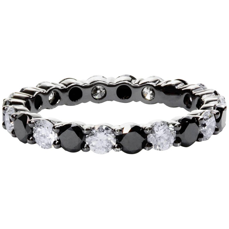 Alternating Black and White Diamond Eternity Wedding Band at 1stDibs ...
