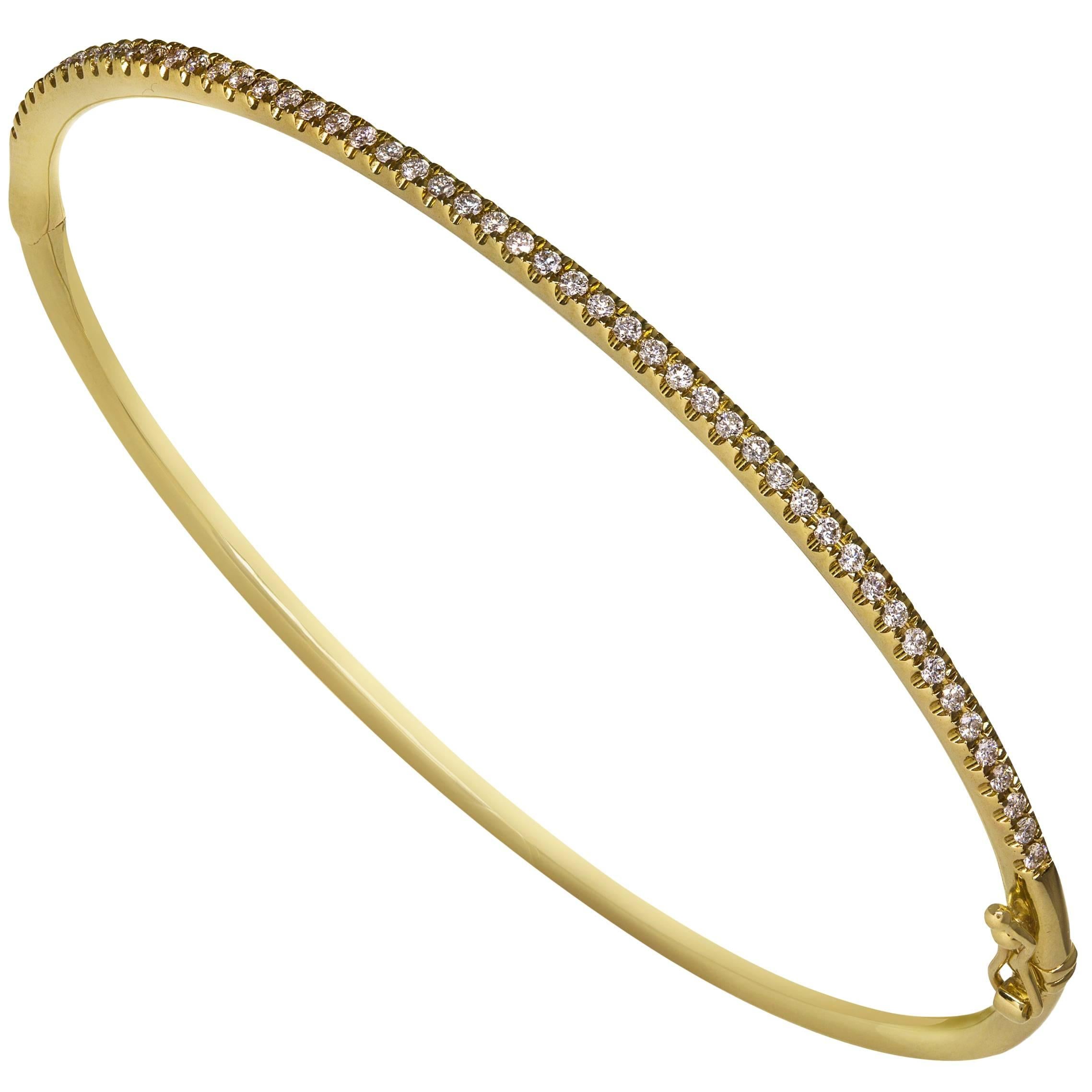 Round Cut Diamond Yellow Gold Bangle Bracelet
