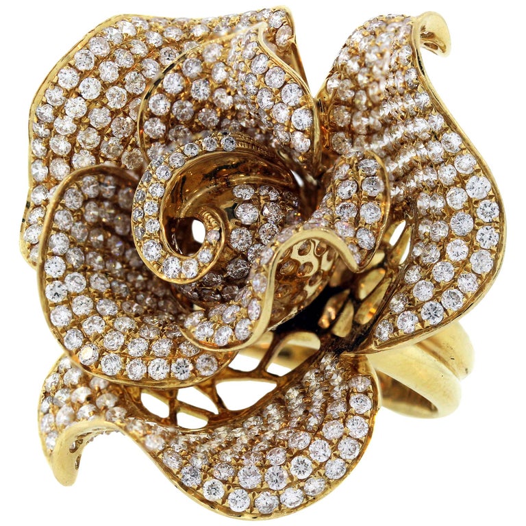 Enamel Diamond Gold Flower Ring For Sale at 1stdibs