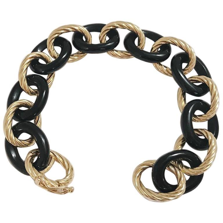 Alternating Yellow Gold Twist and Black Jade Link Bracelet For Sale