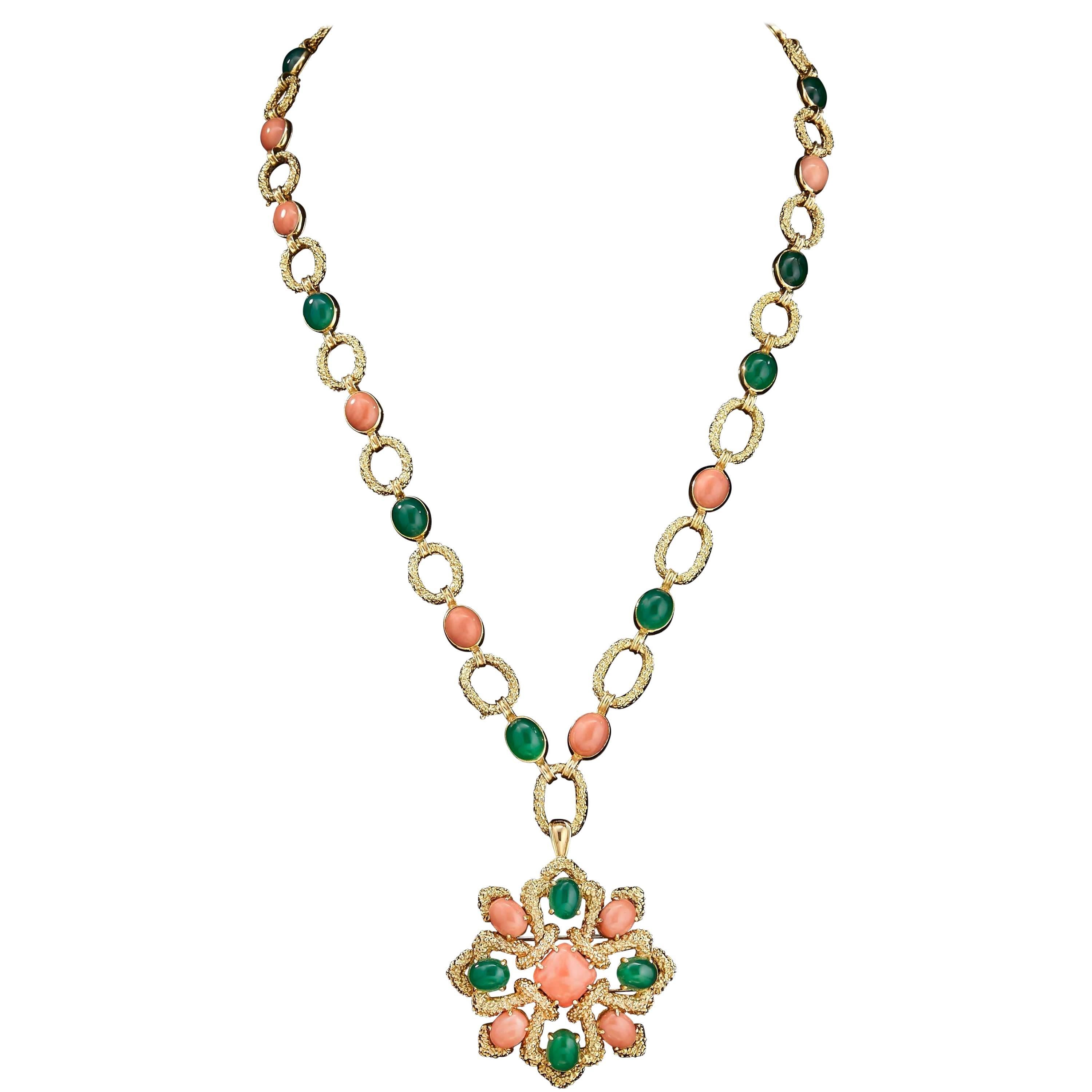 Van Cleef & Arpels Vintage Delphe Coral Agate Gold Necklace Bracelet Brooch For Sale