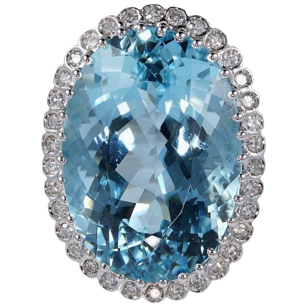 27.0 Carat Intense Blue Aquamarine 0.70 Carat Diamond Vintage Ring For Sale