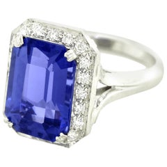 Gorgeous 7.0 Carat Tanzanite Diamond and White Gold Ring