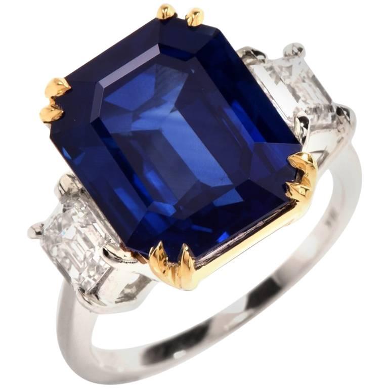 11.88 Carat Emerald-Cut Blue Sapphire Diamond Three-Stone 18 Karat Gold Ring
