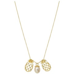 Yvonne Leon's Necklace in 18 Carat Yellow Gold with Sapphires and Pearl
