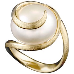 Infinity Freshwater Pearl 18 Karat Gold Ring by Layani Fine Jewelry