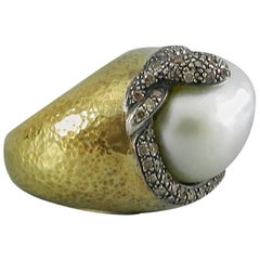 18 Karat Gold Baroque South Sea Pearl Diamond Snake Ring