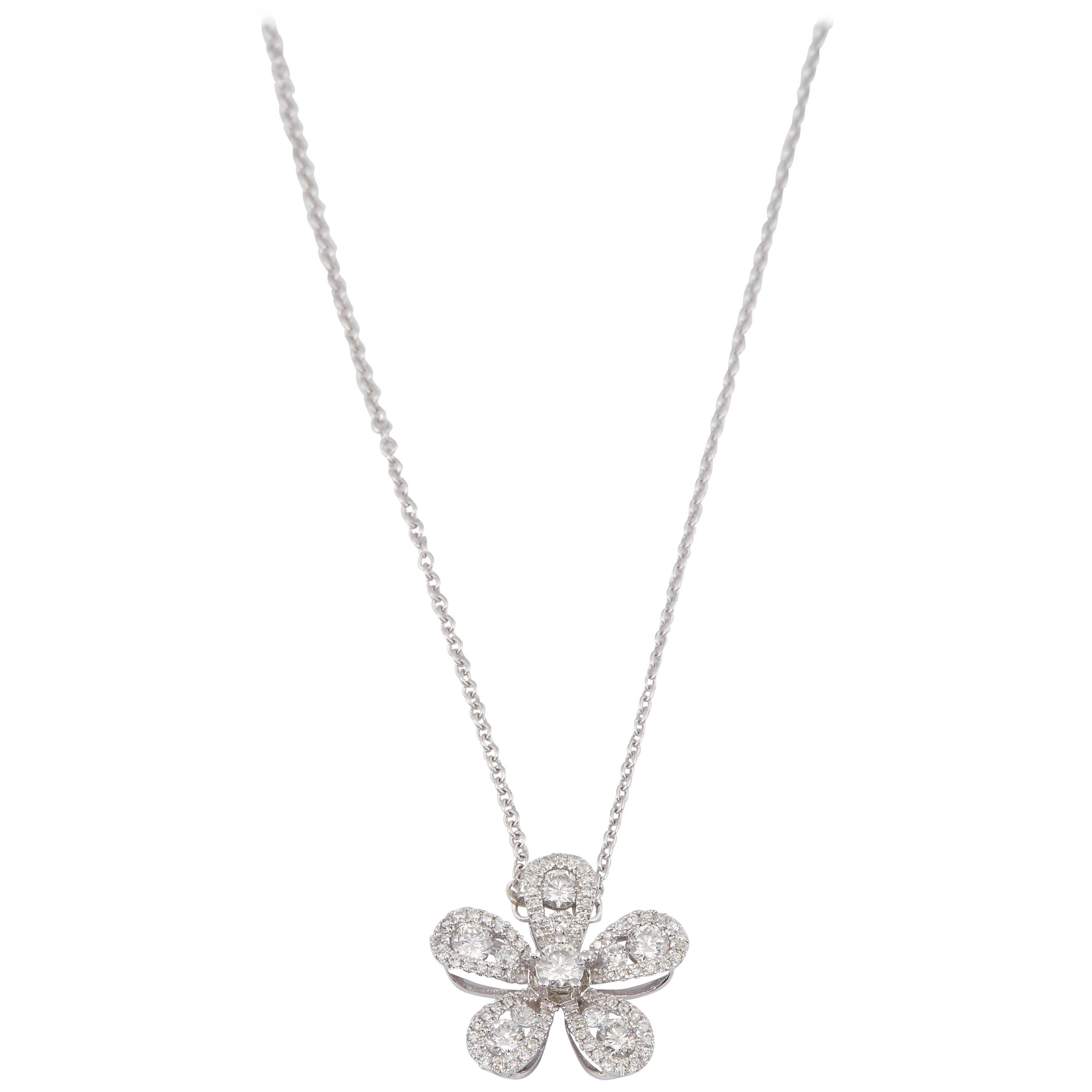 Diamond Flower Pendant 0.52 Carats 18K