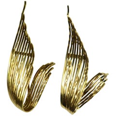 Pierre Sterlé 1950s Pair of Gold Feather Clip Brooches