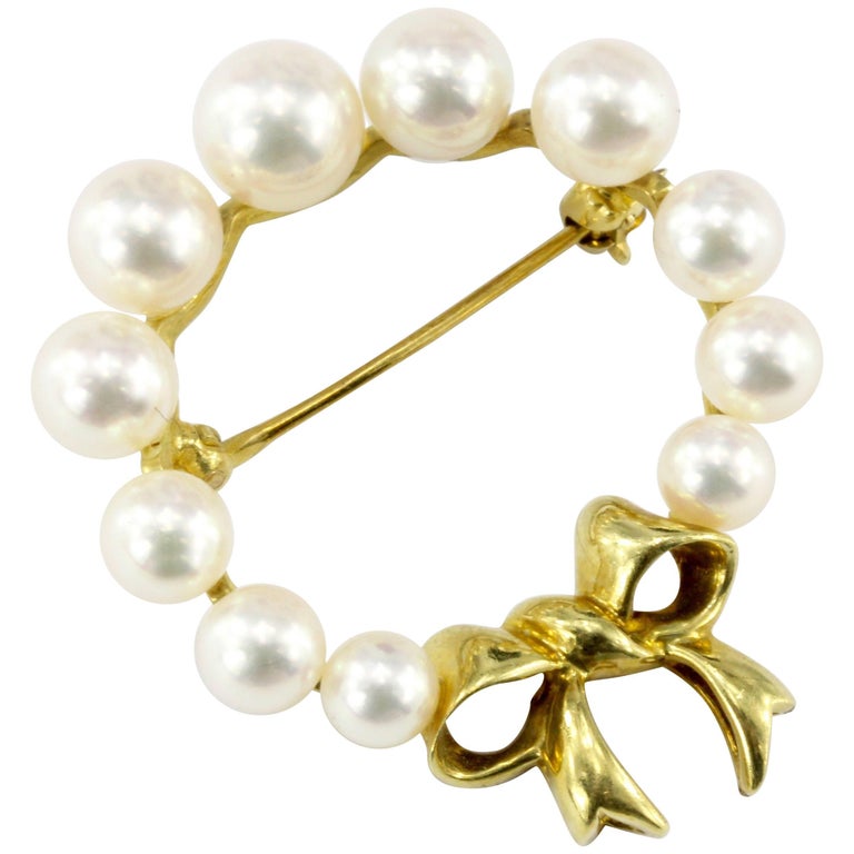 Tiffany and Co. 18 Karat Yellow Gold and Pearl Wreath with Bow Brooch