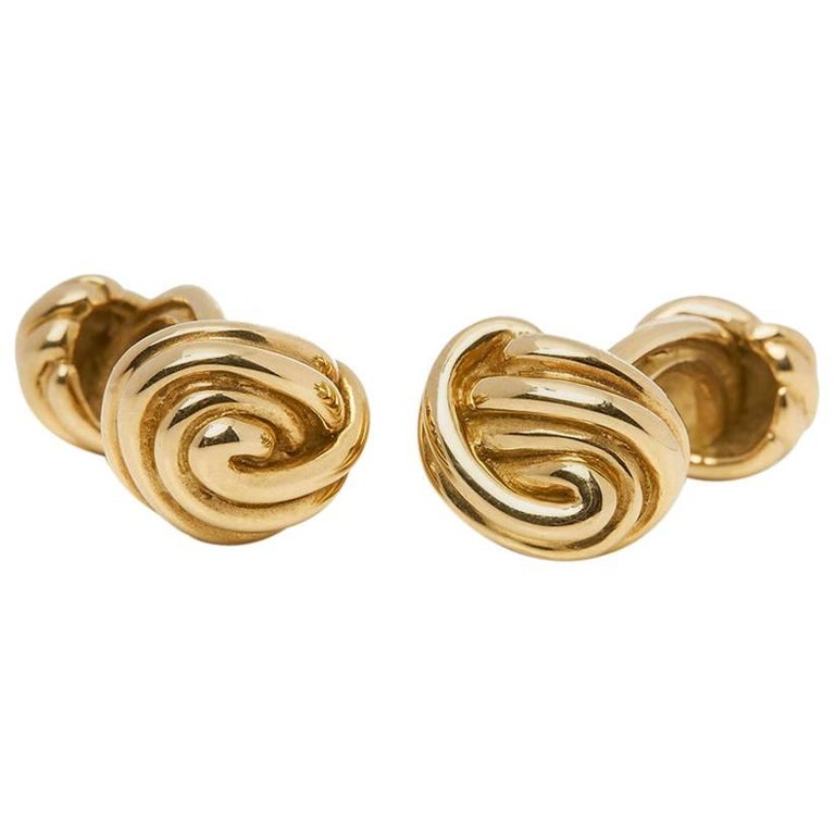Tiffany and Co. 18 Karat Yellow Gold Men's Knot Cufflinks at 1stDibs