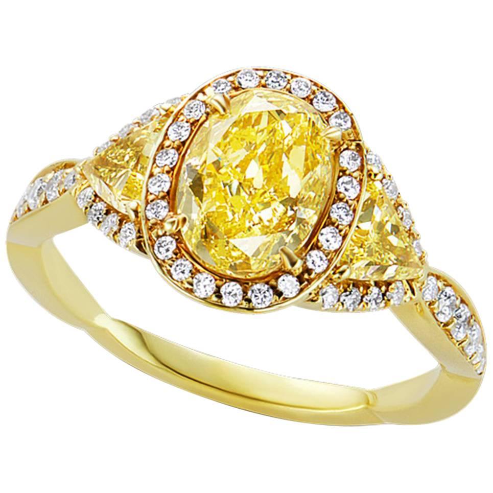 GIA Certified 1.51 Carat Oval and Trillion Natural Fancy Yellow Diamond Ring For Sale