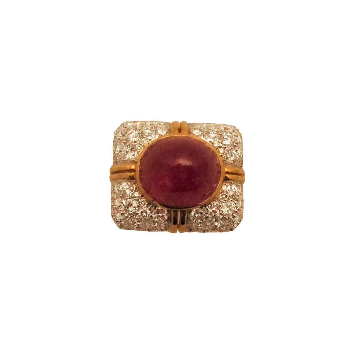 18 Karat Yellow Gold and Platinum Cabochon Ruby and Diamond Ring For Sale