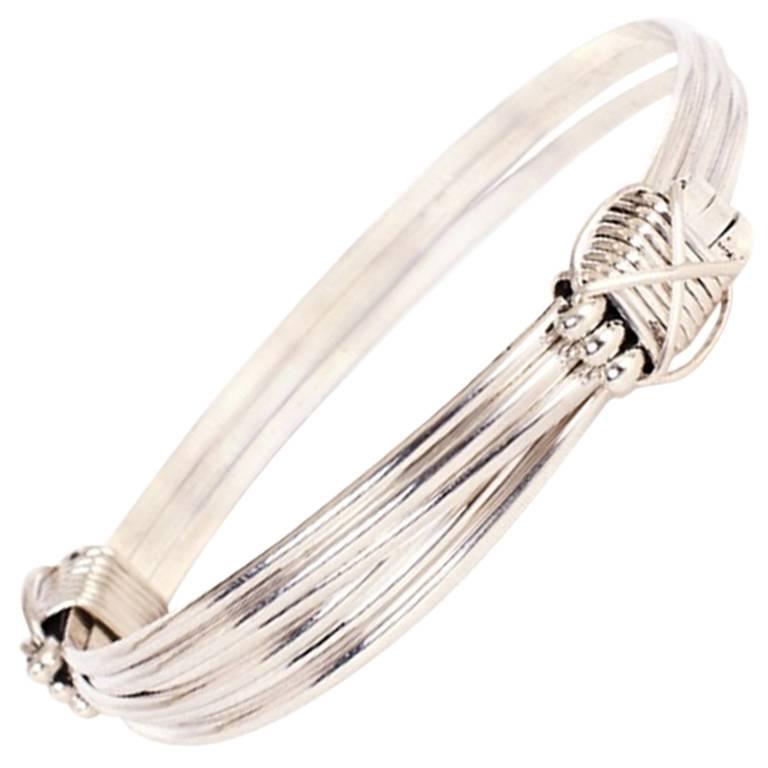 Sterling Silver Adjustable Elephant Knot Christening Bangle Bracelet For Sale