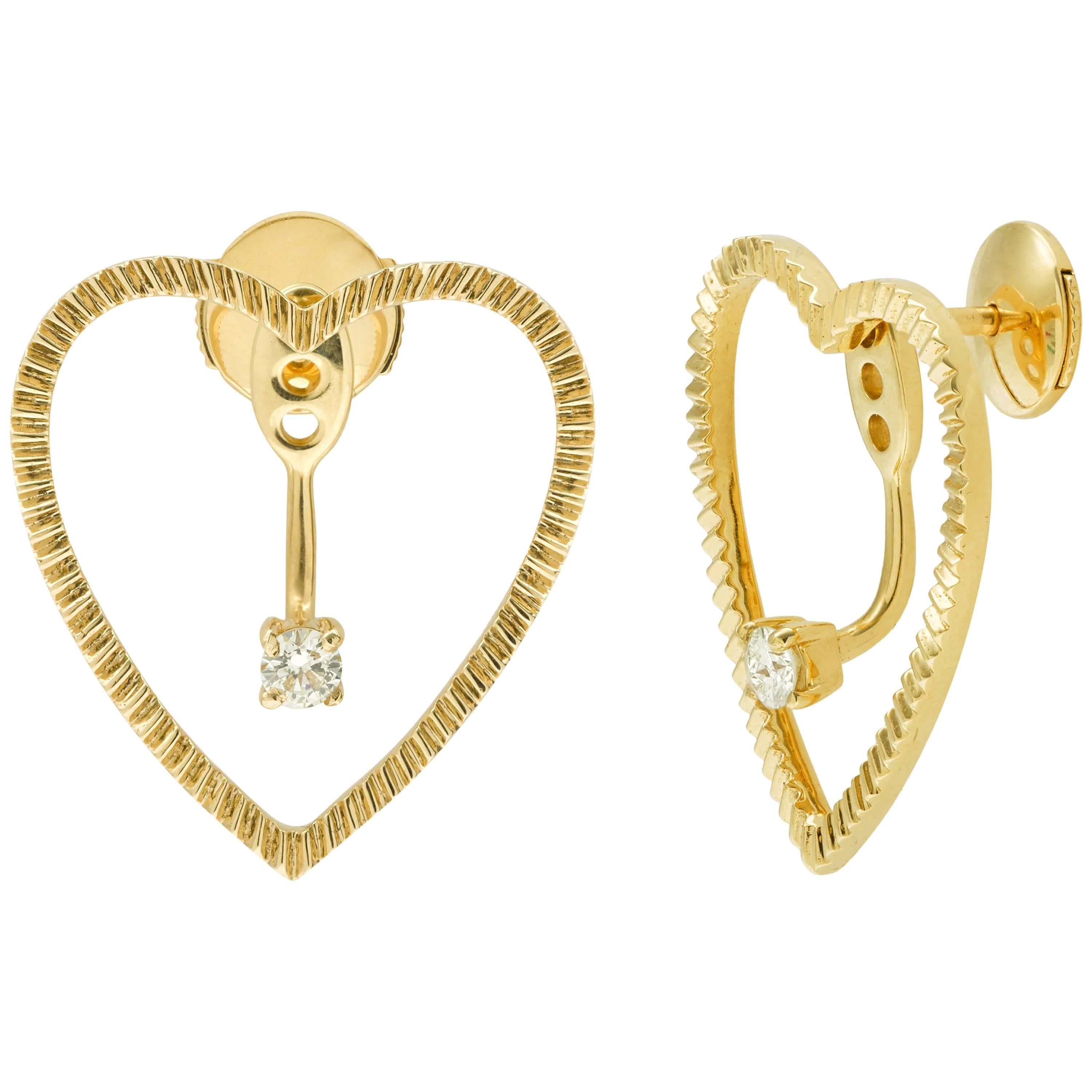 Yvonne Leon's Earring Heart with Diamonds in 18 Karat Gold For Sale