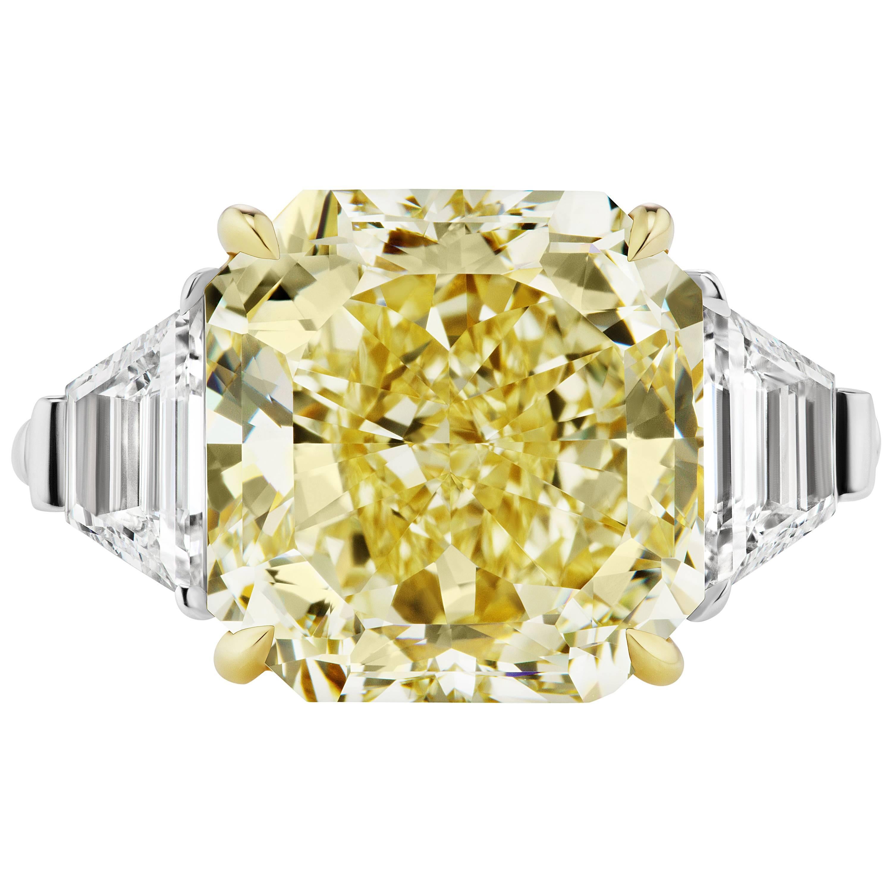 Scarselli GIA Certified 8 Carats Yellow Radiant Cut Diamond Engagement Ring