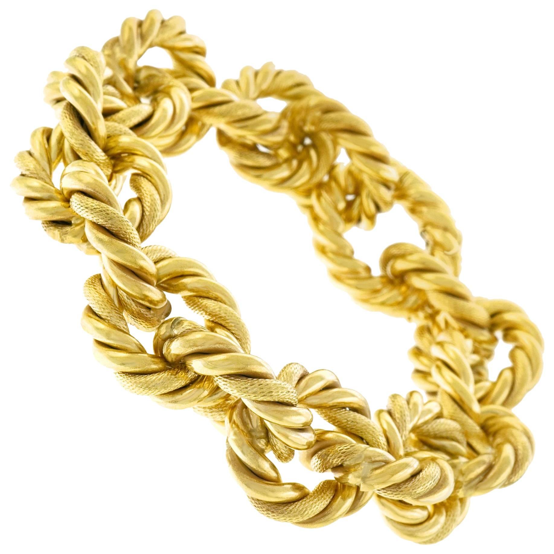 1970s Chic Link Gold Bracelet