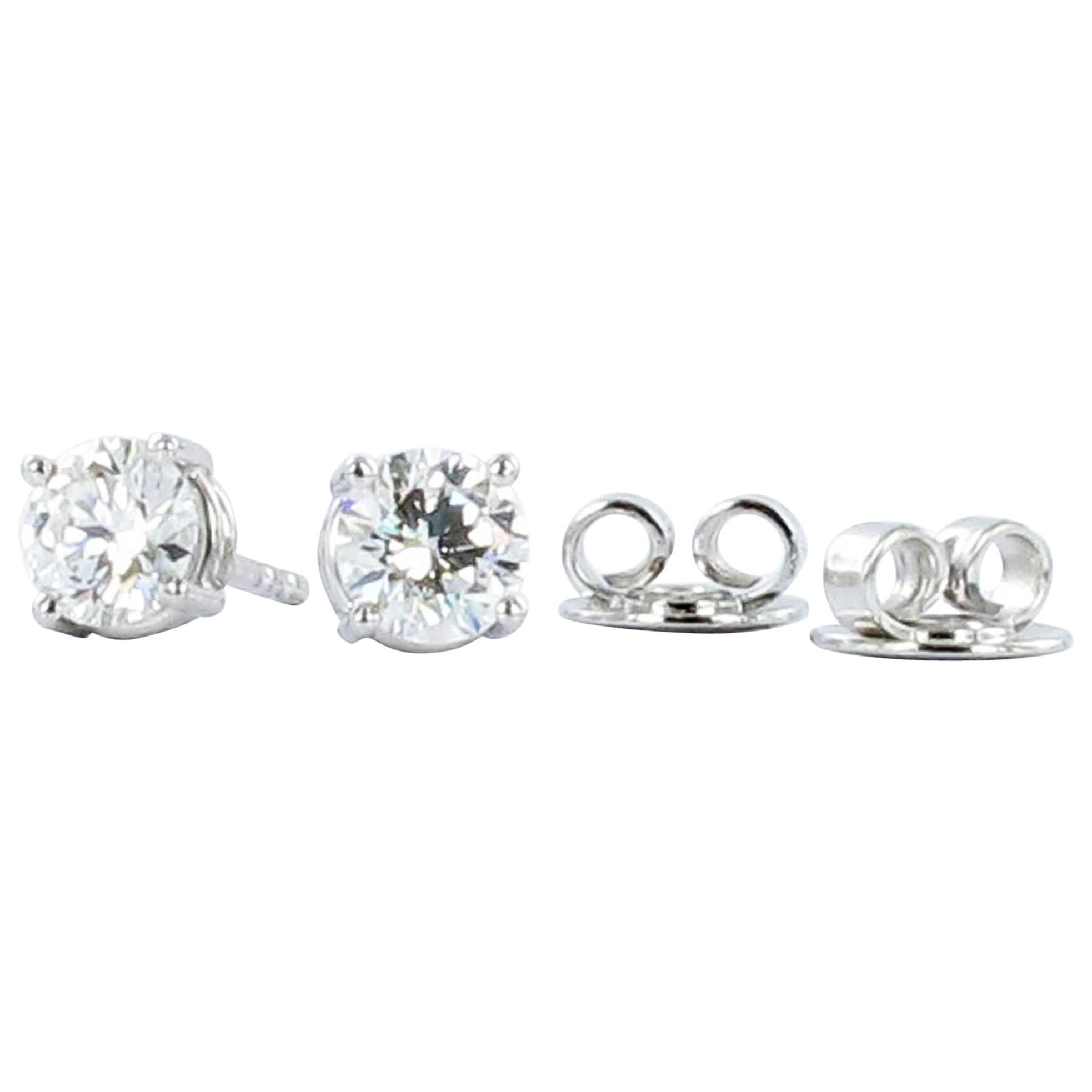 Gübelin GIA Certified 1.03 Carat Round White Gold Earstuds