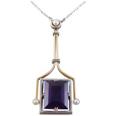 Art Deco Amethyst and Pearl Pendant Necklace in Gold and Platinum