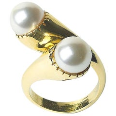 Pearl and Gold Crossover Ring 