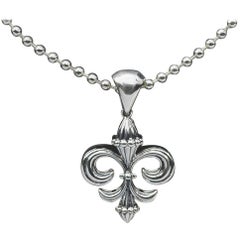 Lagos Fleur-de-Lis Sterling Silver Pendant Necklace Lagos Fleur-de-Lis Sterling Silver Pendant Necklace
