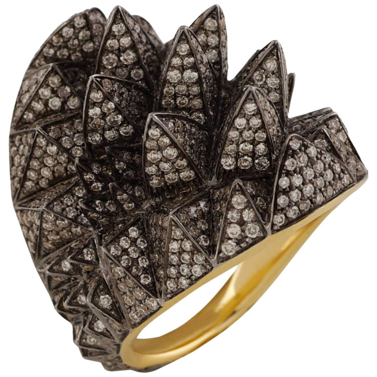 18K Yellow Gold Merkaba Ring with Black Rhodium and 890 pave White Diamonds  For Sale