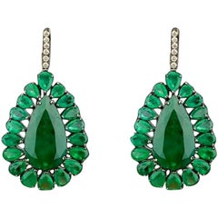 Pear Shape Emerald and Diamond Dangle Gold Earring