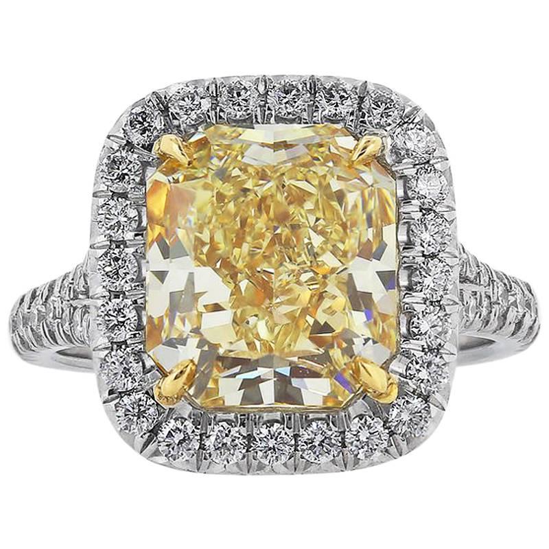 GIA Cert. 5.27 Carat Fancy Yellow Diamond Engagement Gold Platinum Ring For Sale