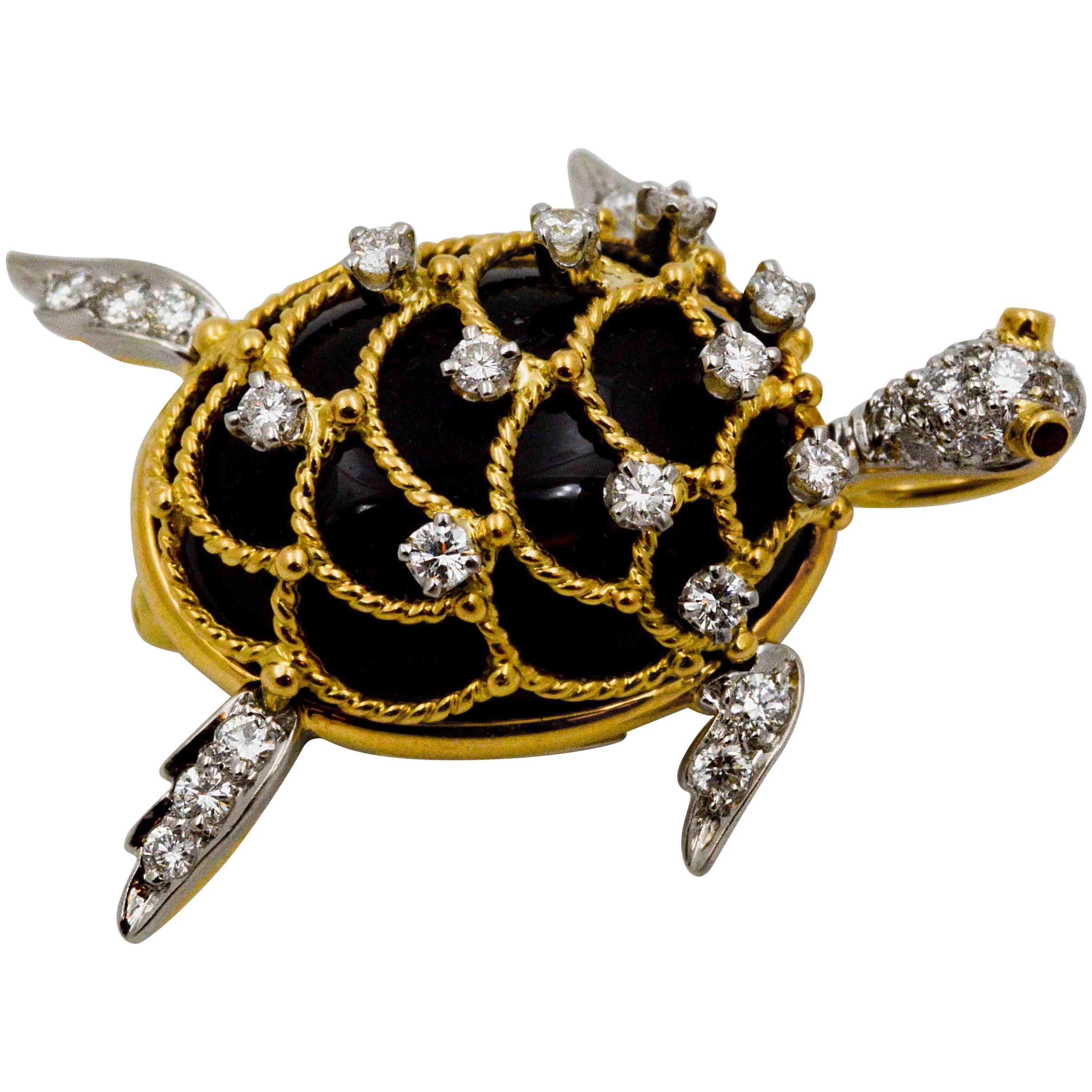 Hammerman Brothers Gold Sea Turtle Pendant