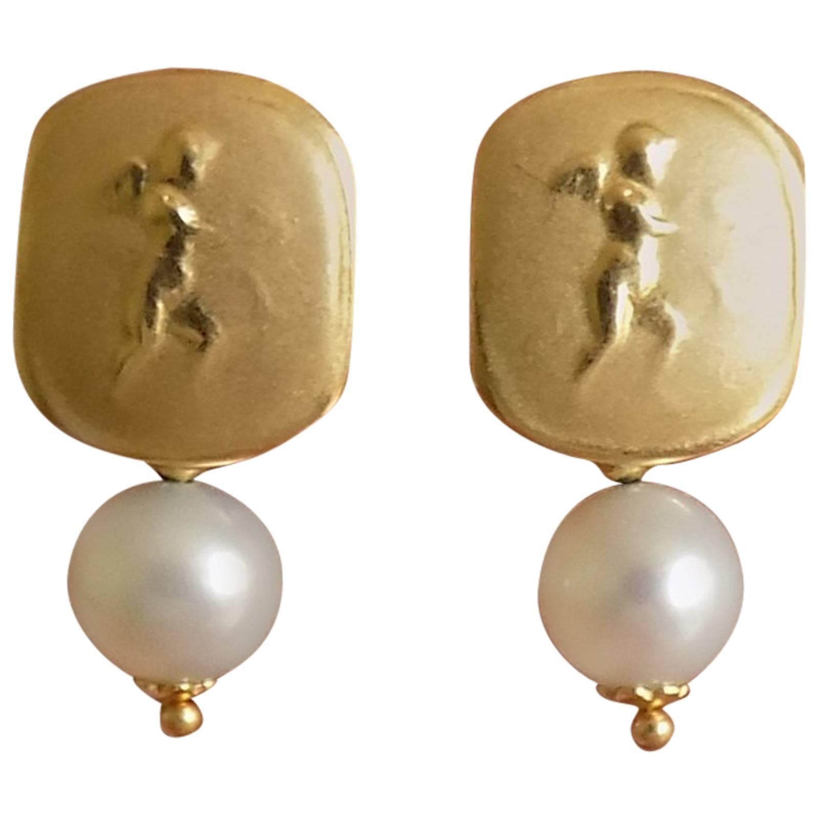 Vintage Italian Pearl Gold Putti Cherub Angel Stud Earrings