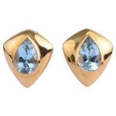 Boucles d'oreilles en or avec topaze bleue H. Stern