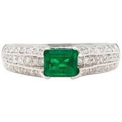Emerald  Diamond 18 Karat White Gold  Ring