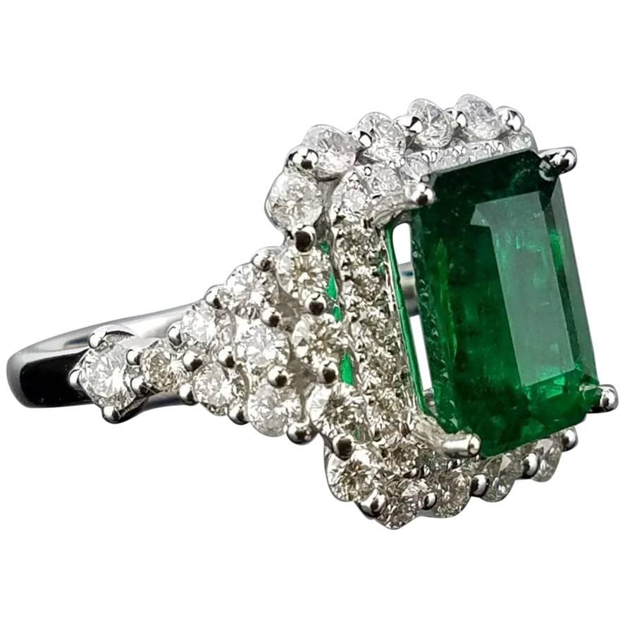 2.97 carat Emerald and Diamond Cocktail Ring For Sale
