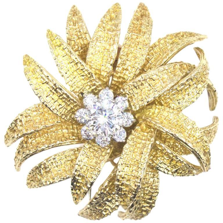 Van Cleef & Arpels Paris Mid-20th Century Diamond Flower Pin Brooch