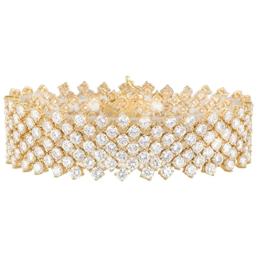 Stunning Diamond Bracelet 26.52 carats