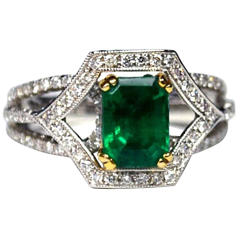 Emerald Diamond 18 Karat Gold Solitaire Ring For Sale