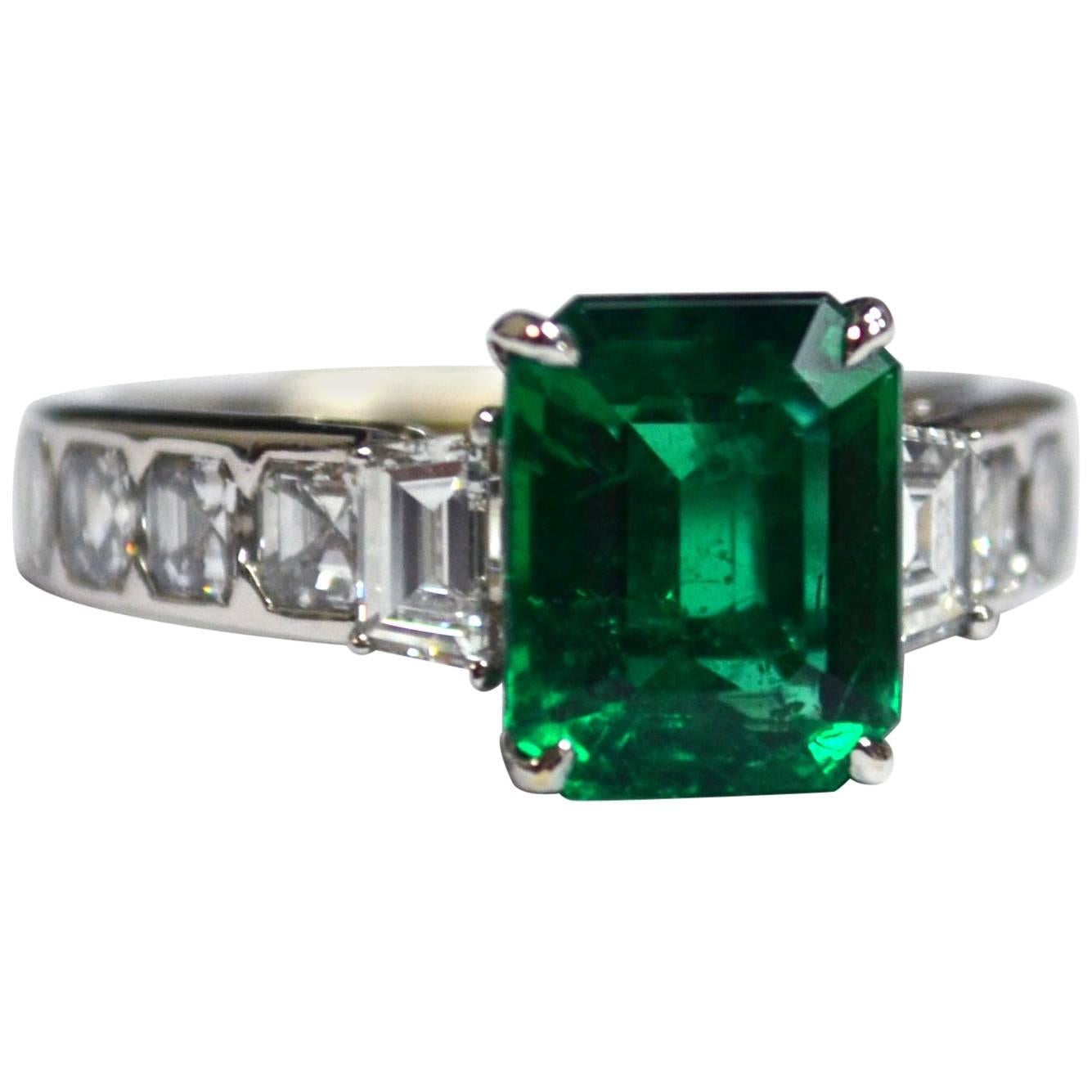 Emerald Cut Zambian Emerald Diamond 18 Karat Gold Engagement Ring For Sale