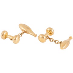Antique Cufflinks of Dumbbell & Indian Club in 18 Carat Gold, English circa 1870