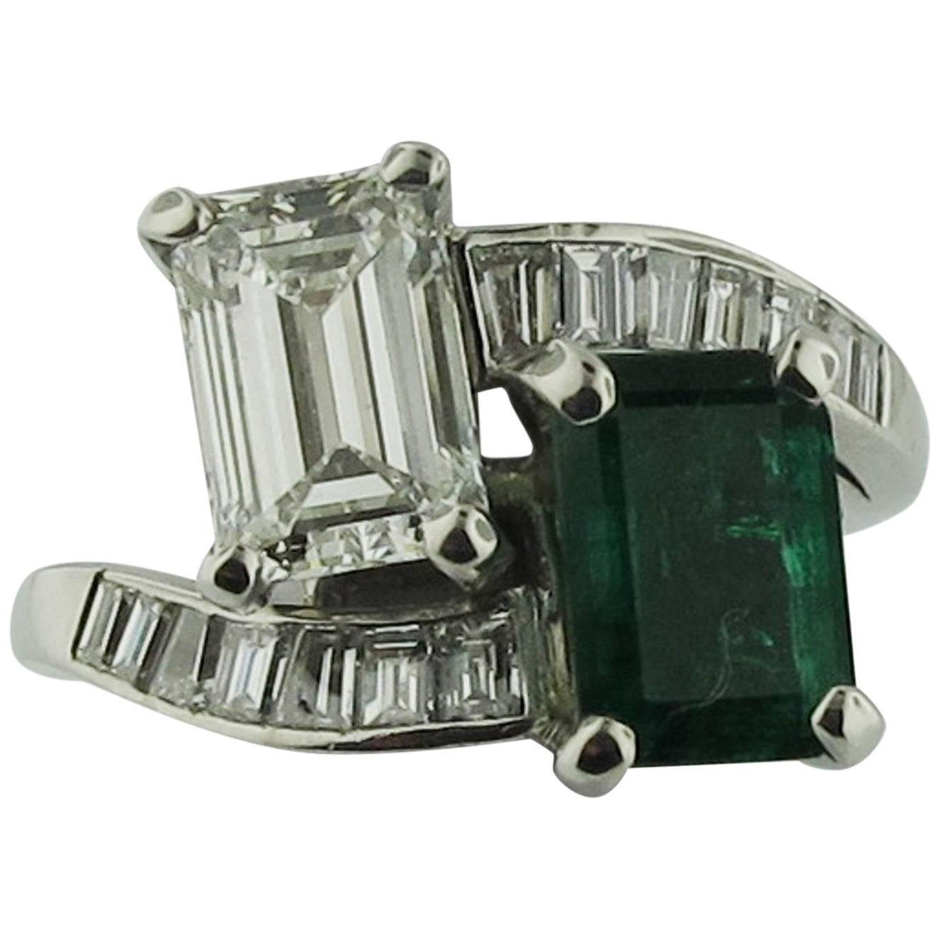 Cross-Over Platinum Diamond Ring, 1.47 Carat Diamond Gia, 1.46 Emerald